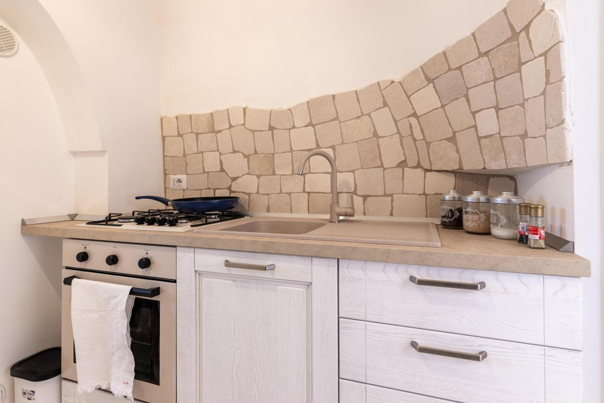 Trullo Degli Anelli In Masseria Cisternino Ngoại thất bức ảnh