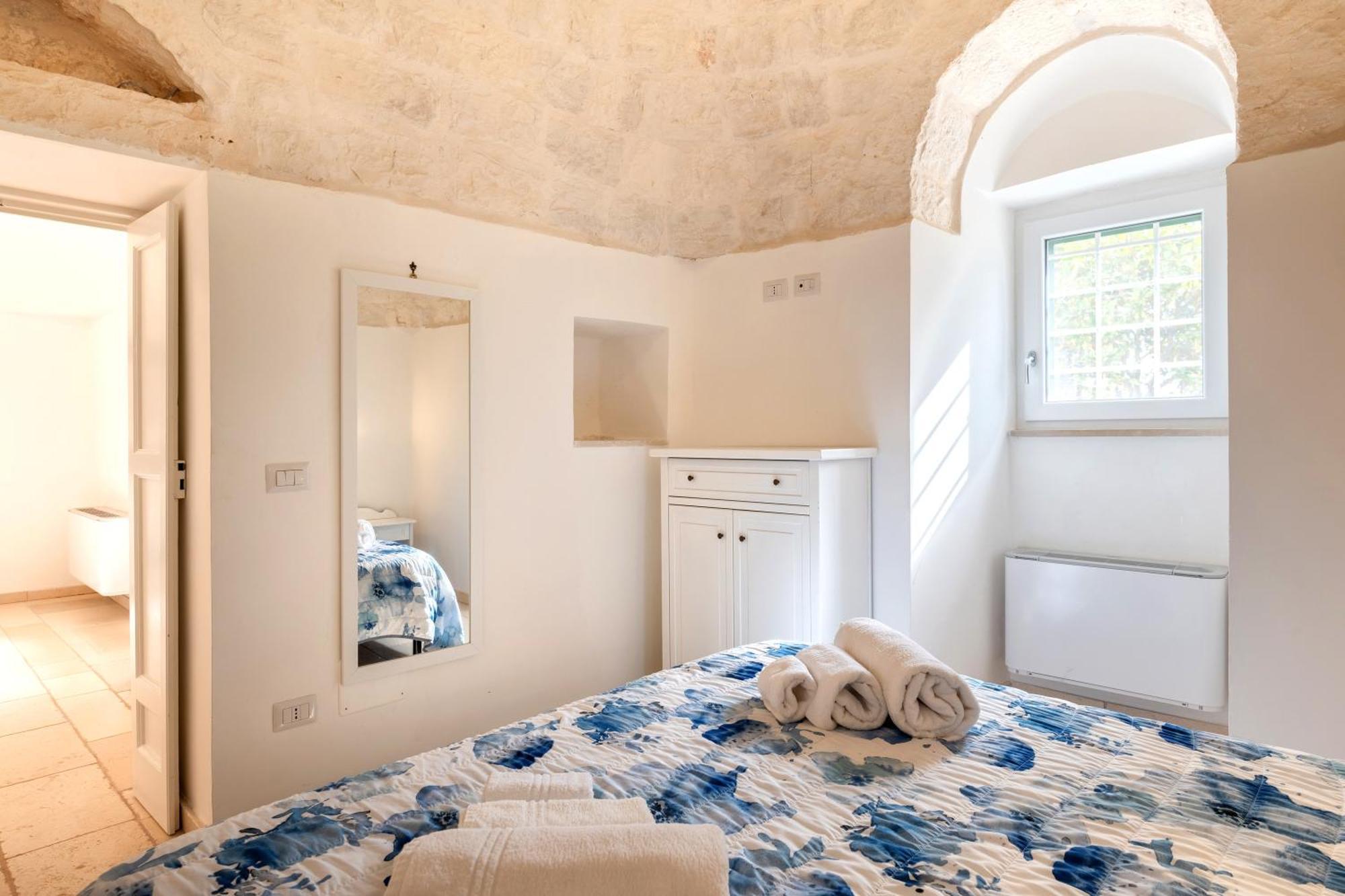 Trullo Degli Anelli In Masseria Cisternino Ngoại thất bức ảnh